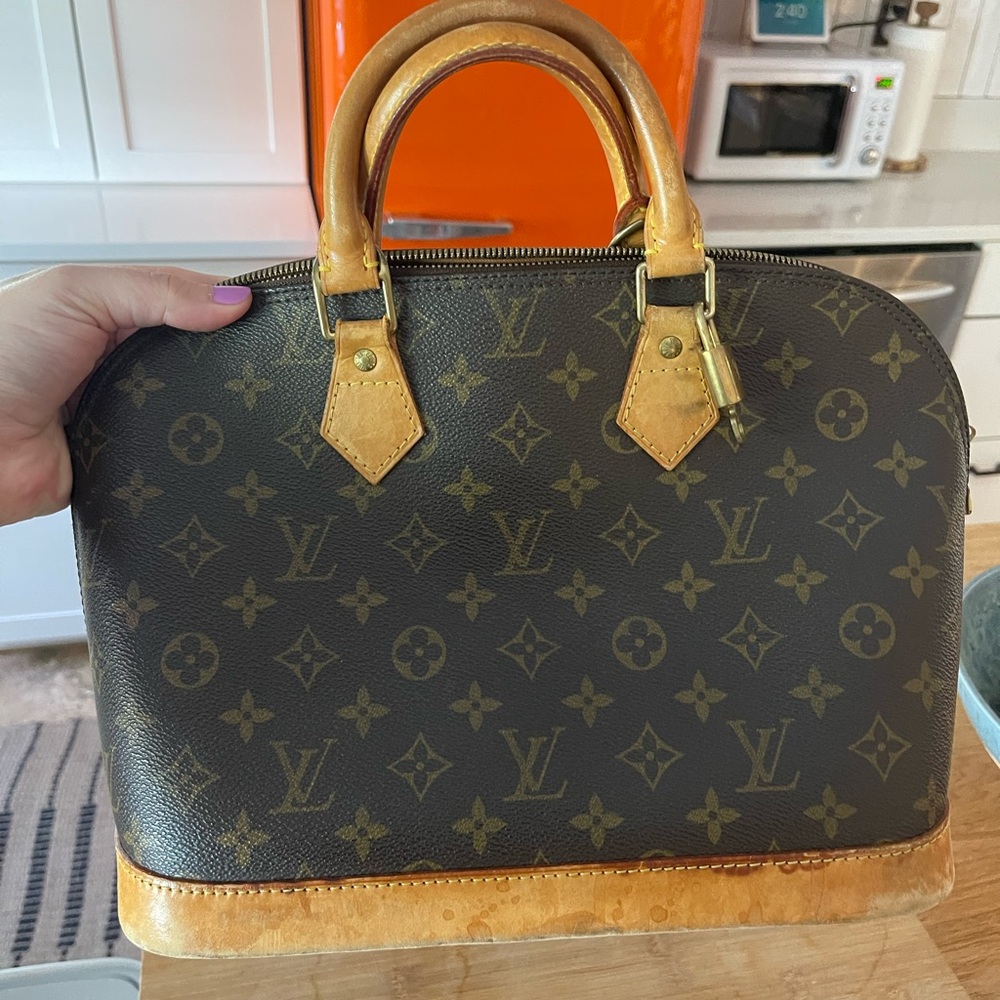 Louis Vuitton Alma